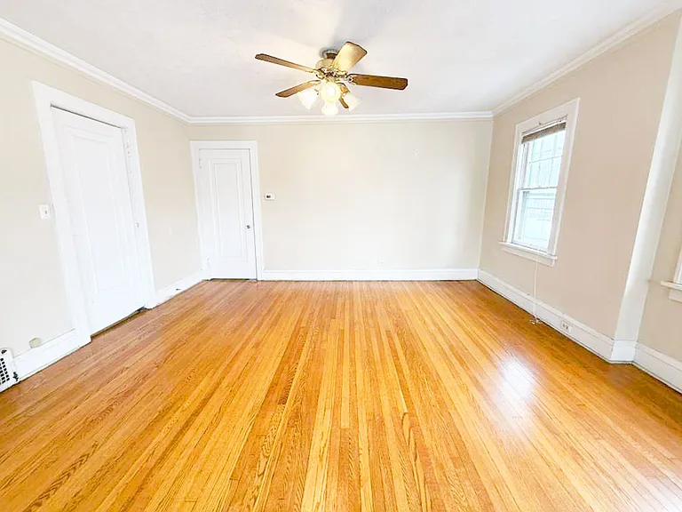 18231 Winslow Rd — Photo 3