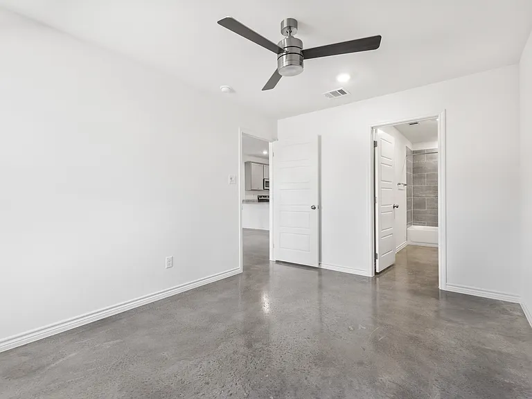 1207 Concord Dr #B — Photo 13