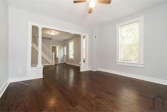3 bed, $1,800 — Photo 3