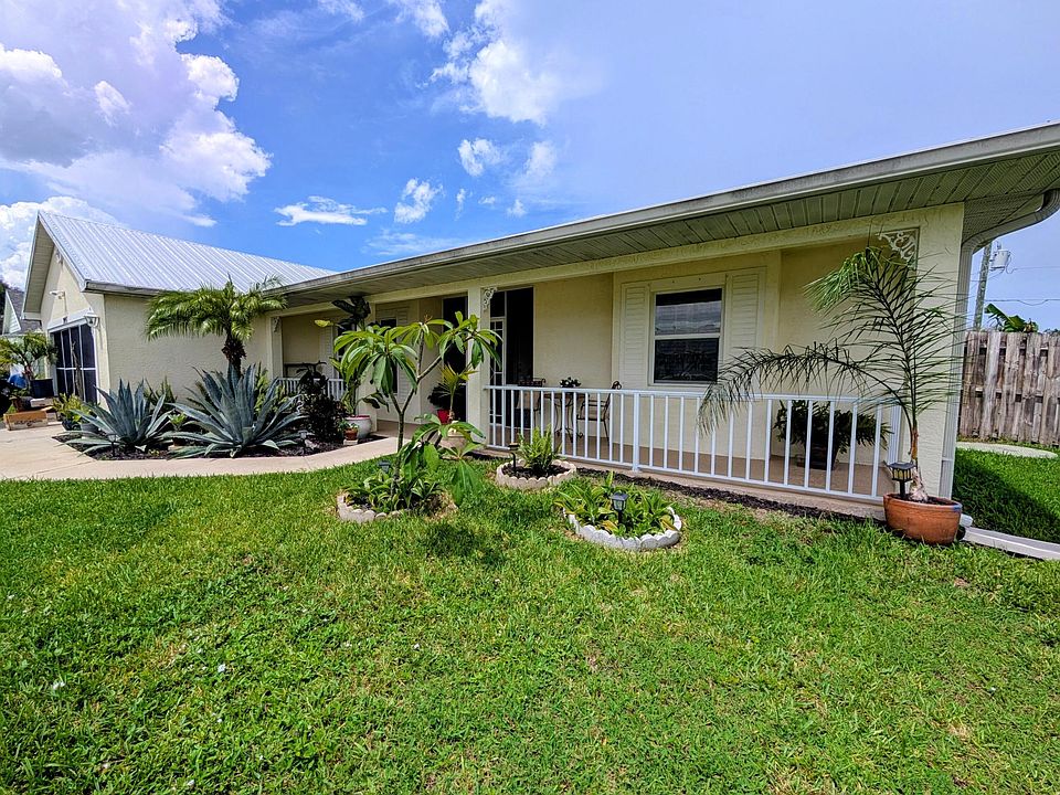 1st image of 2097 SW Larchmont Lane