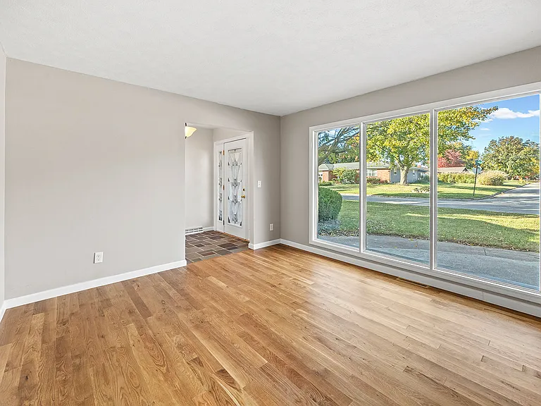 3839 Rome Dr — Photo 13
