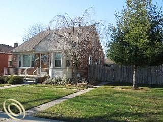 3rd image of 2036 15th St