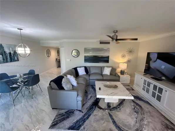 275 Palm Ave APT D205, Jupiter, FL 33477