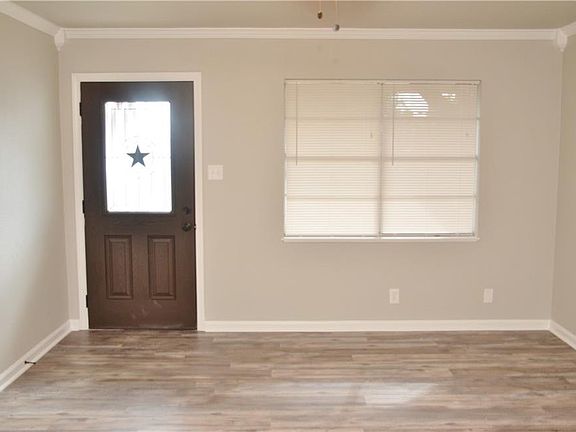 5th image of 4608 Delwood Dr