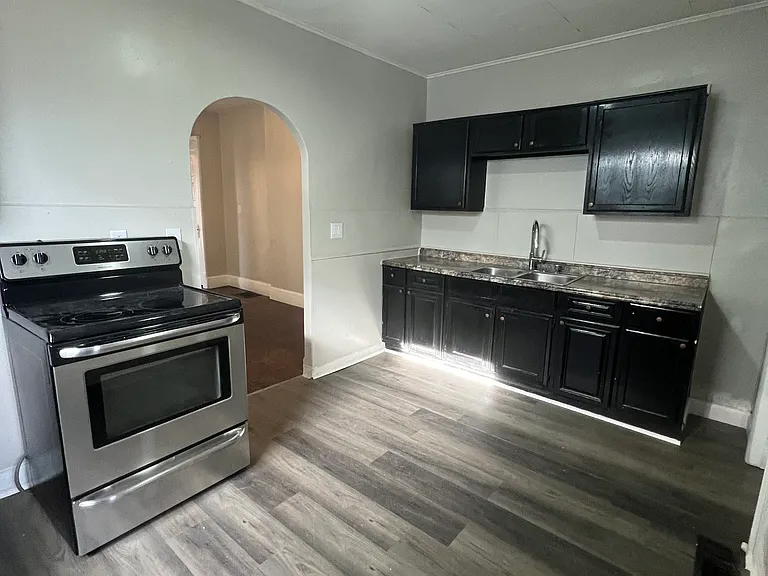 417 N Linwood Ave #417 — Photo 9