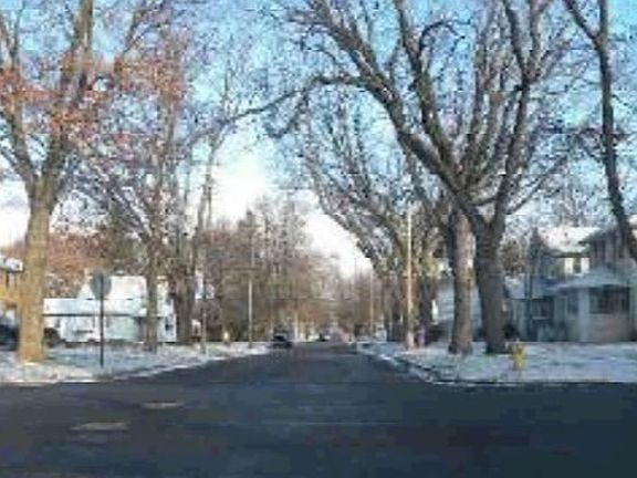 Exterior Neighborhood (street photo)