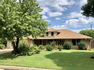 107 SE Berkshire Way, Lawton, OK 73501