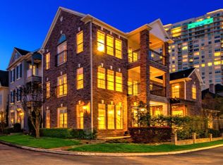 302 Grand View Ter, Houston, TX 77007