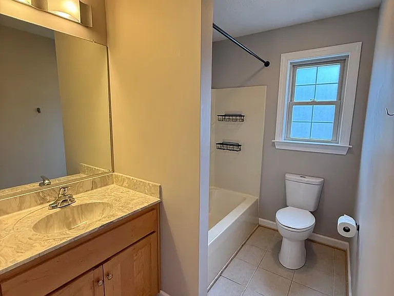 115 Sheldon Ct — Photo 27