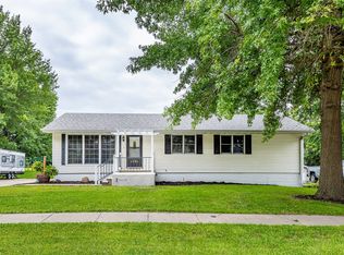 1709 W 5th Ave, Indianola, IA 50125