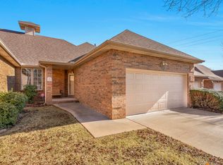 3140 E Mimosa St APT J, Springfield, MO 65804