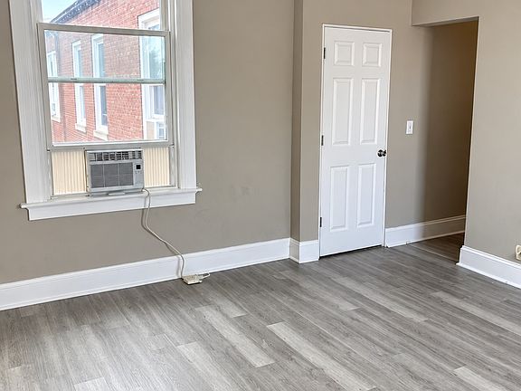 5th image of 4343 Montgomery Rd Unit 12