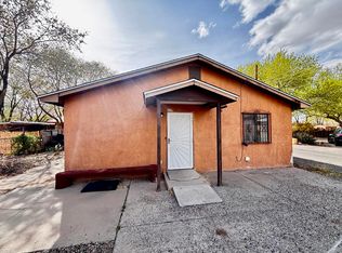 2916 Camilo Ln NW, Albuquerque, NM 87104