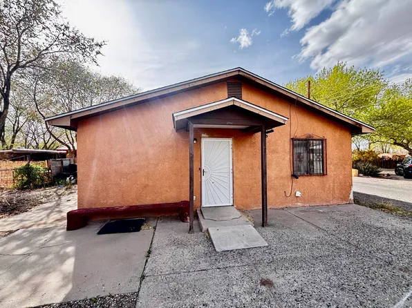 2916 Camilo Ln NW, Albuquerque, NM 87104