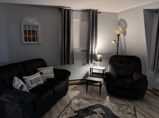 15059 Strader Rd APT A, East Liverpool, OH 43920