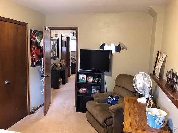 3rd image of 4614 Castor Dr