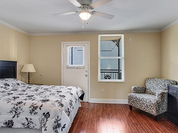 5th image of 1615 Gov Nicholls St APT 206