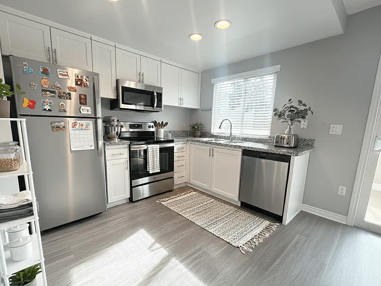 Serena Vista Apartment Homes — Photo 19