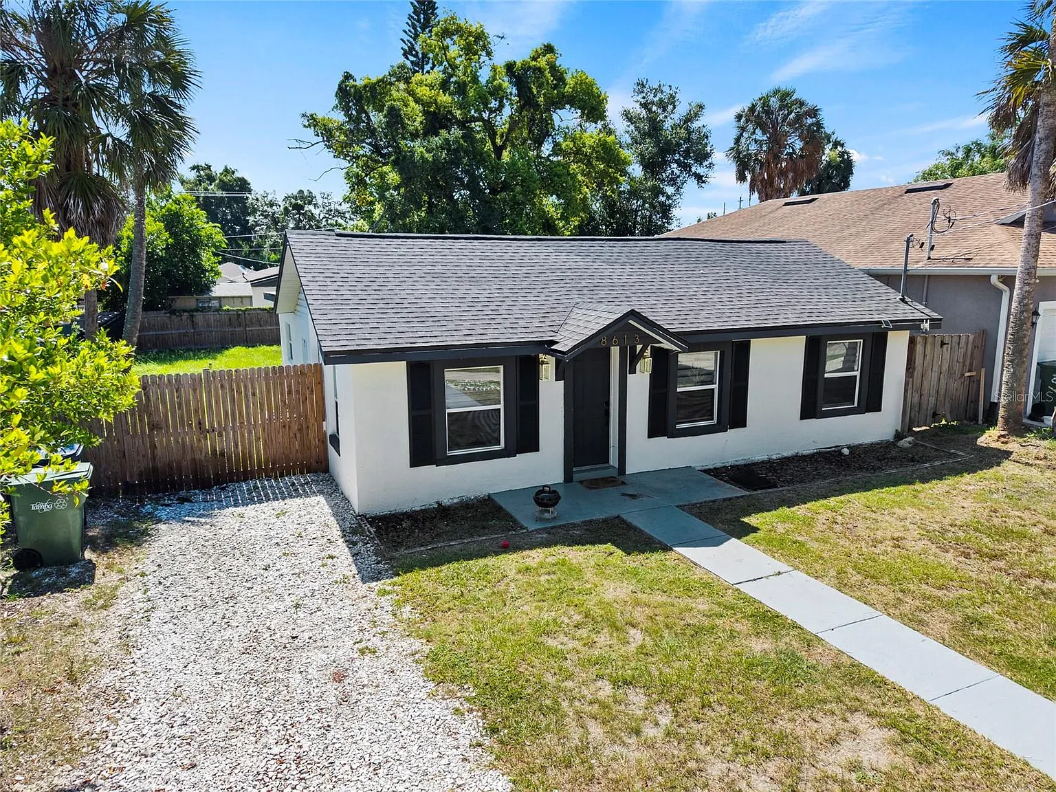 1 bed, 1.0 bath, 1197 sqft, $1,350 — Photo 4