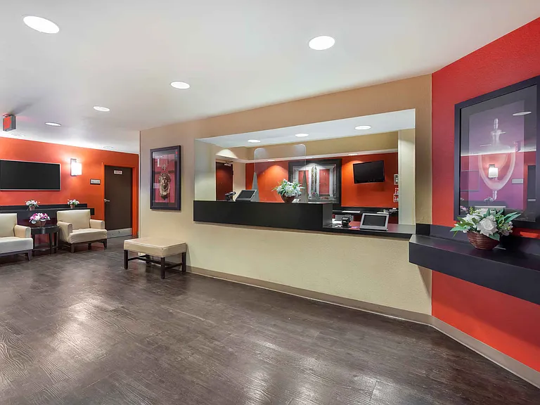 Lobby and Guest Check-in