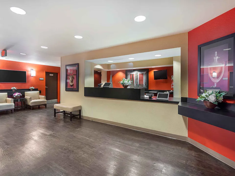 Lobby and Guest Check-in