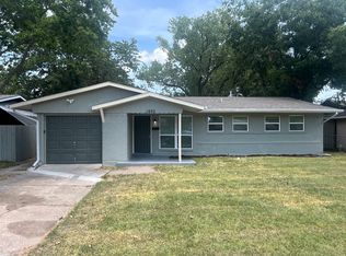 1982 Oak Hill Cir, Dallas, TX 75217