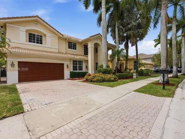2455 Greenbrier Ct, Weston, FL 33327