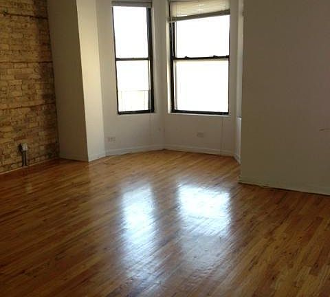 5th image of 2450 N Southport Ave #24