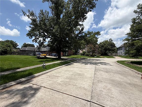 5th image of 3521 White Oak Ave