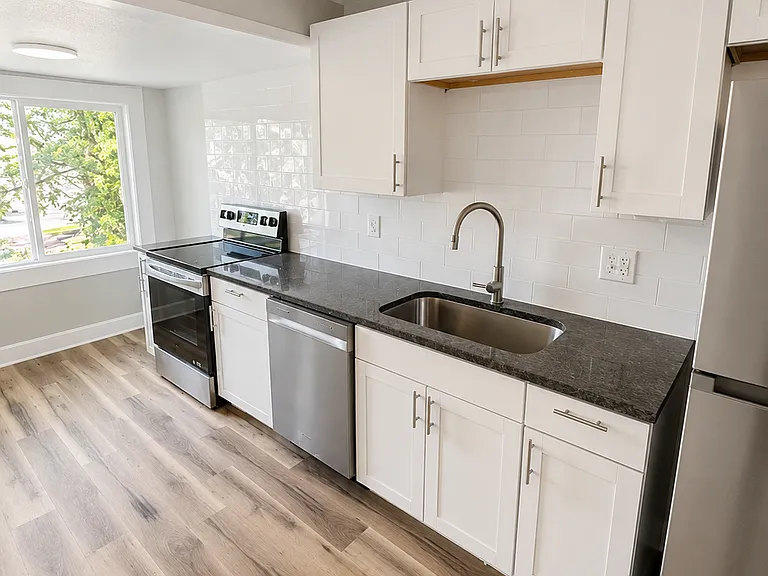 3138 W Colorado Ave — Photo 3