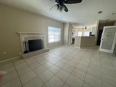 2nd image of 5910 Drexel Rd