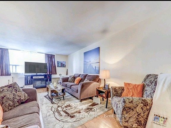 5th image of 3420 Eglinton Ave E #608