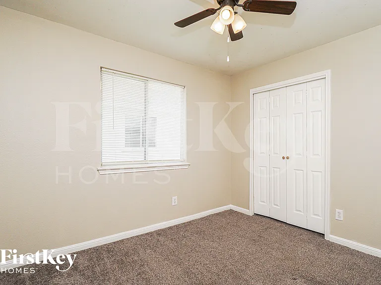 8422 Cherisse Dr — Photo 16
