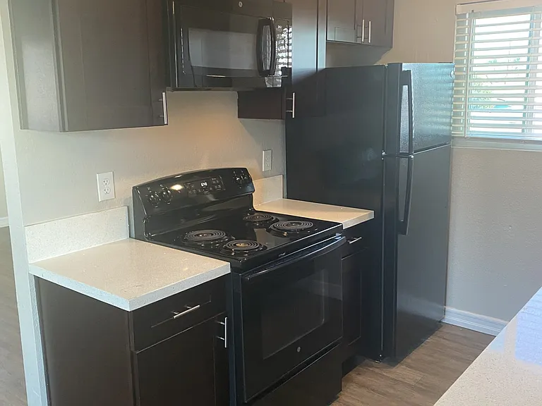 3719 Marlborough Ave #4 — Photo 3