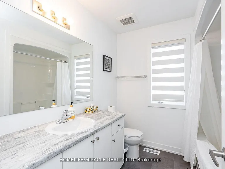 4263 4th Ave #825 — Photo 20