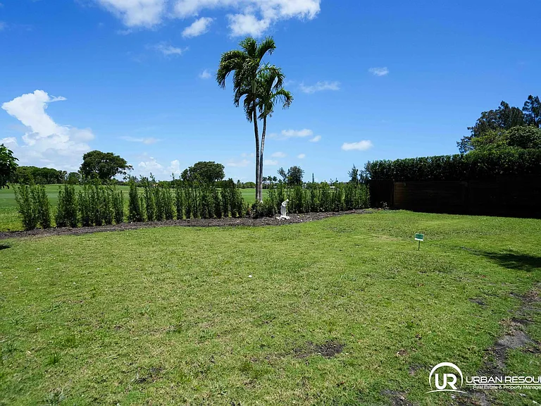 475 S Shore Dr — Photo 33