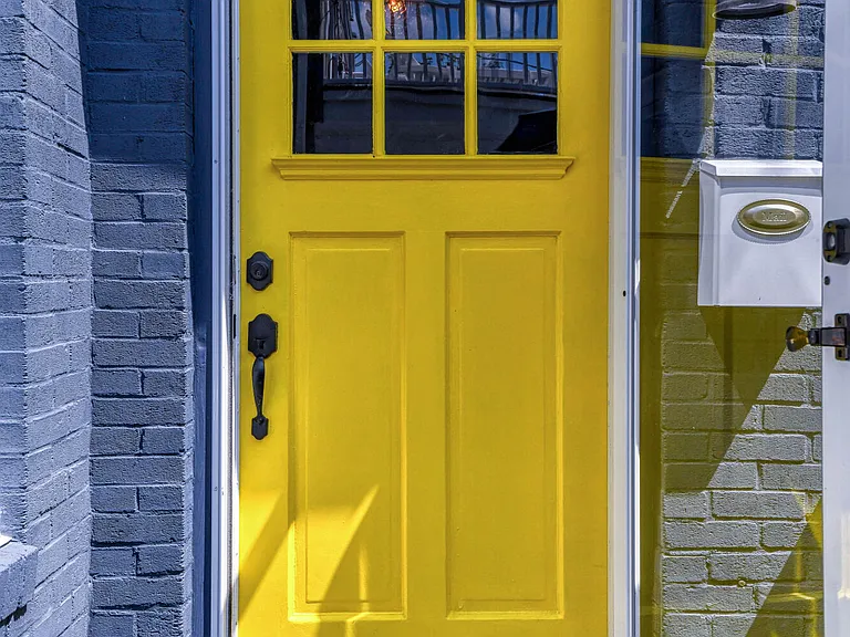 1505 Emory St #WINTER RENTAL — Photo 5