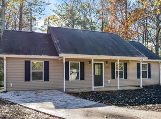 1179 Lake Dr, Jonesboro, GA 30236