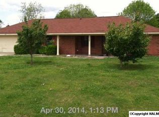 113 Silvercreek Rd, Hazel Green, AL 35750