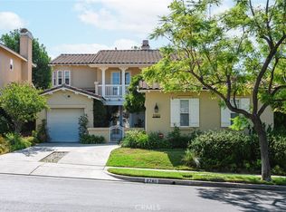 3740 N Hollingsworth Rd, Altadena, CA 91001