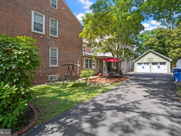 113 Buttonwood St, Mount Holly, NJ 08060