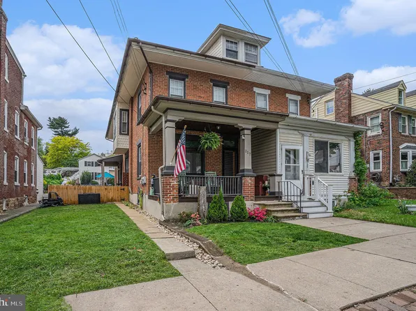 117 College St, Boyertown, PA 19512