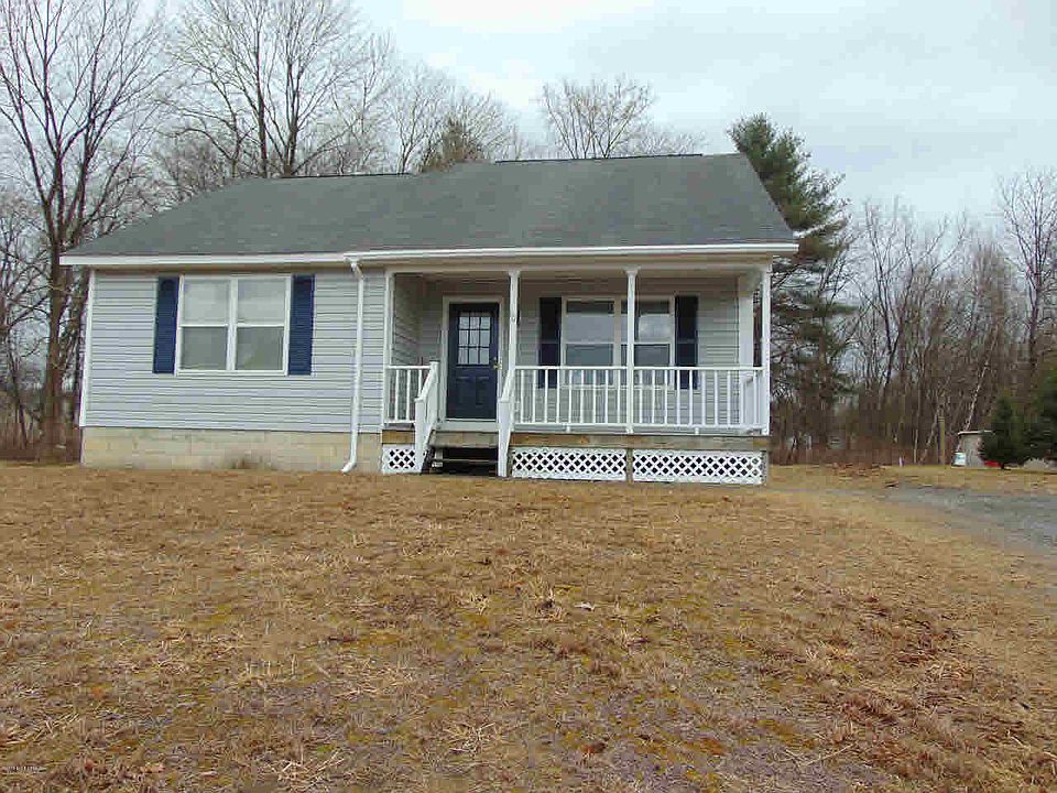 1st image of 10 Suffolk Ln