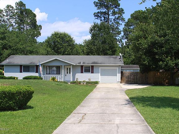 Front View of Property - Long Driveway