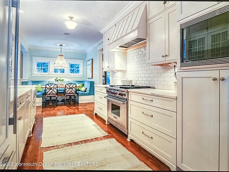 505 Washington Ave — Photo 8