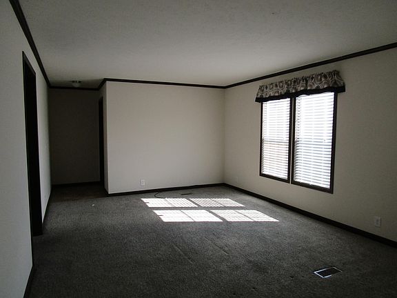 4th image of 5190 Sheffield Dr