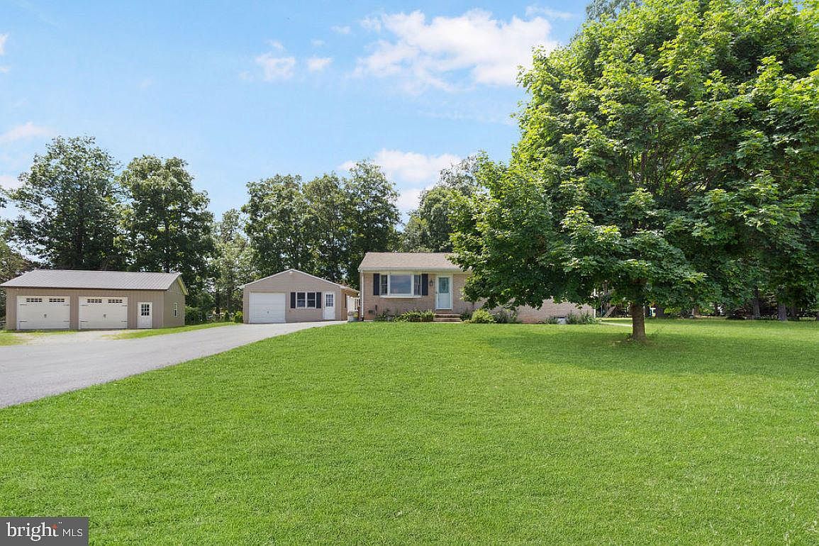 1070 Pine Grove Rd, Hanover, PA 17331 Zillow