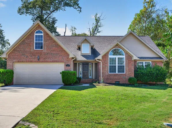 1809 Richmond Ln, Chattanooga, TN 37421