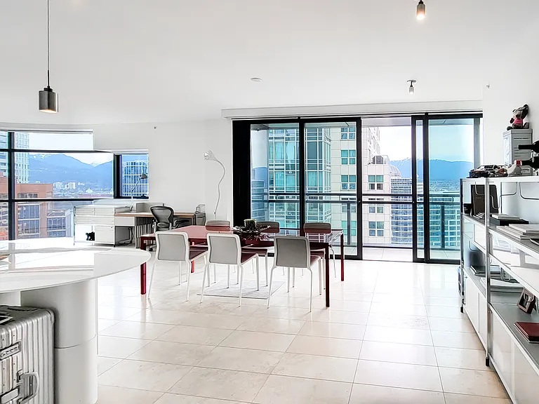 838 Hastings St W #2401 — Photo 5