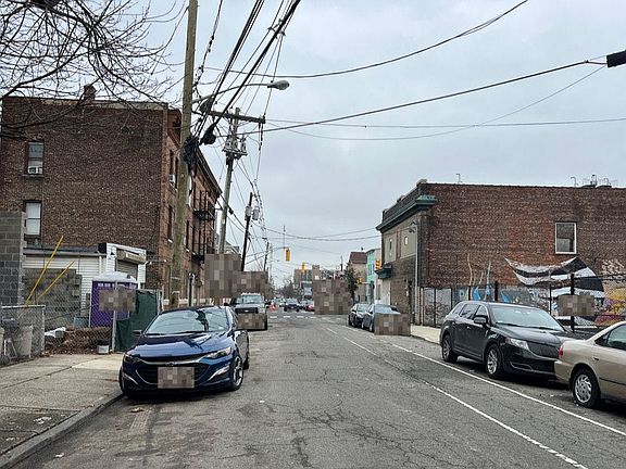 4th image of 9 Wade St